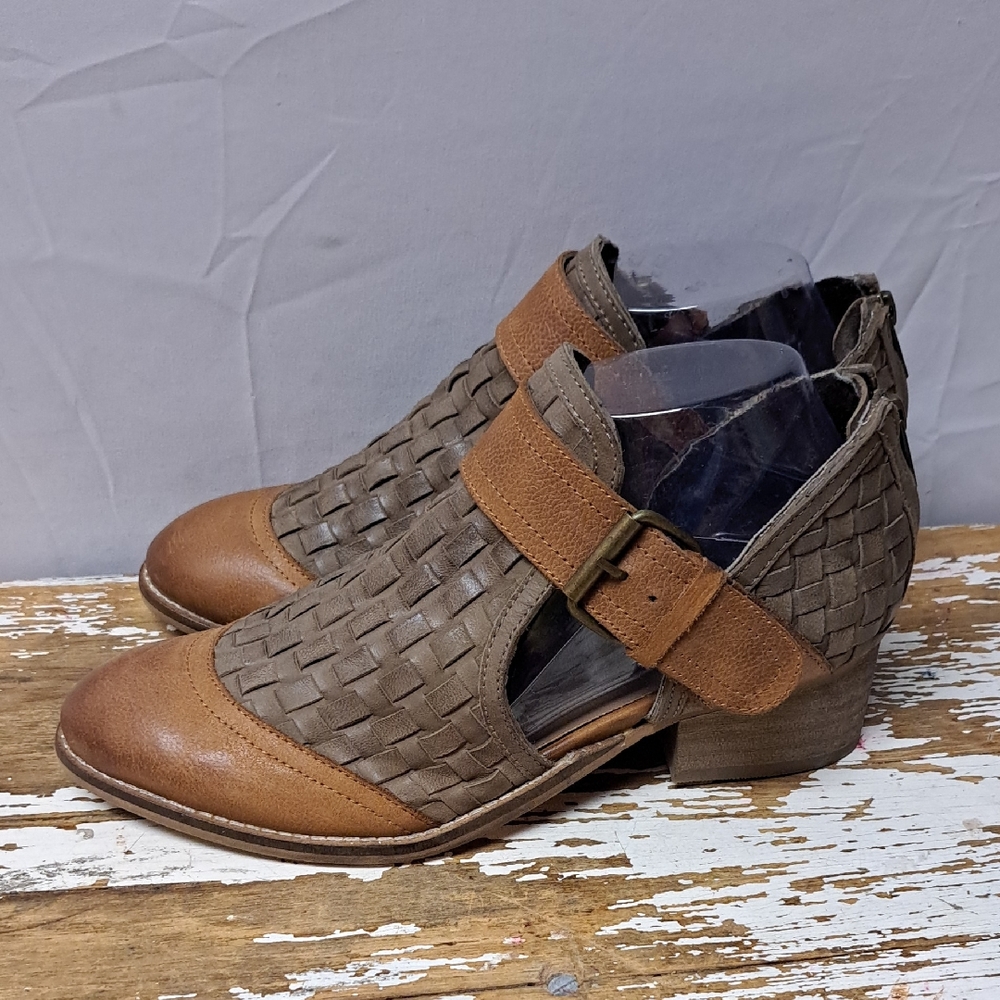 Womens Rebels Woven Brown Taupe Leather Charlies Booties Size 9